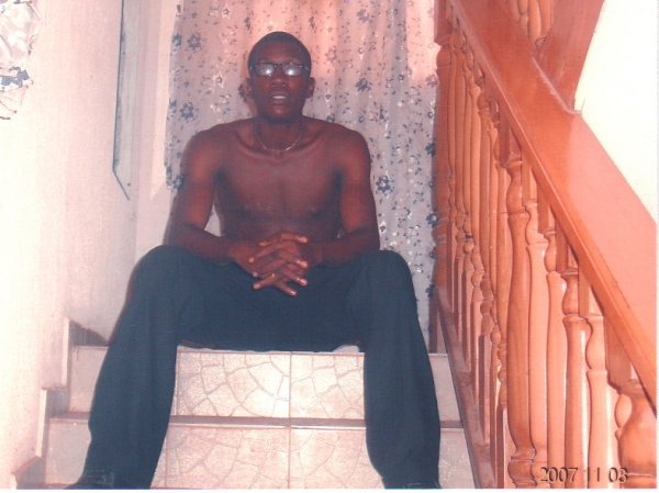 - click for next photo