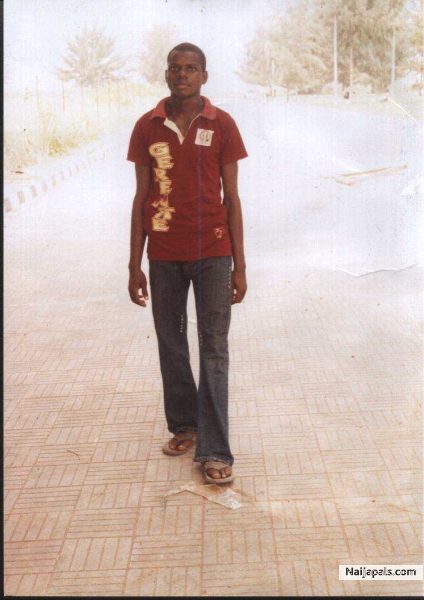 i am searching for a love and friend - click for next photo