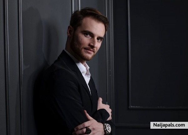 Riccardo Picotti 22 Anni - click for next photo