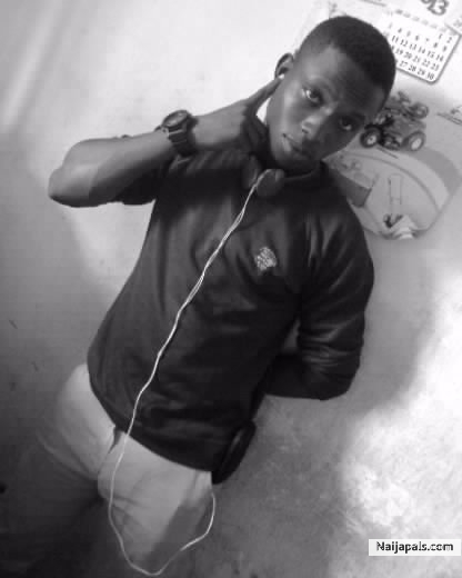 dat' s me S.M.S NONI - click for next photo