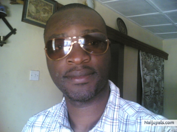 Big head Ahmed - click for next photo