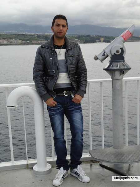  - click for next photo