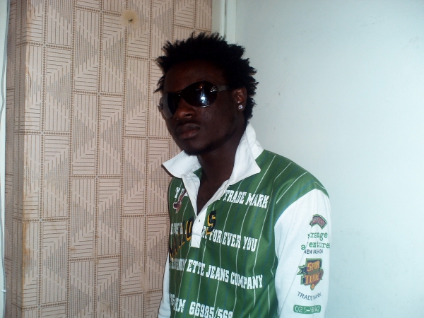  - click for next photo