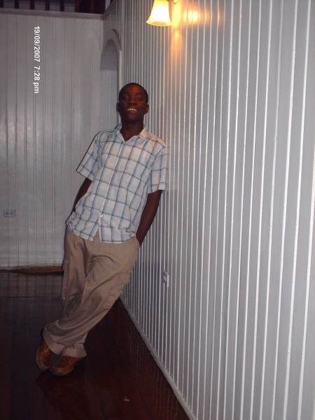 - click for next photo
