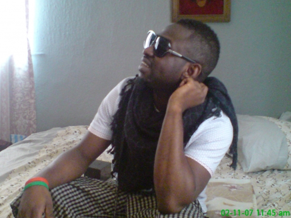  - click for next photo