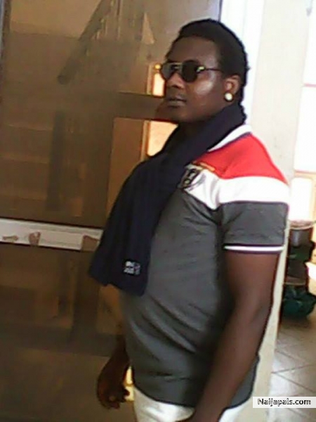  - click for next photo