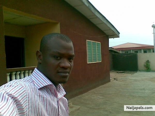 neyo - click for next photo