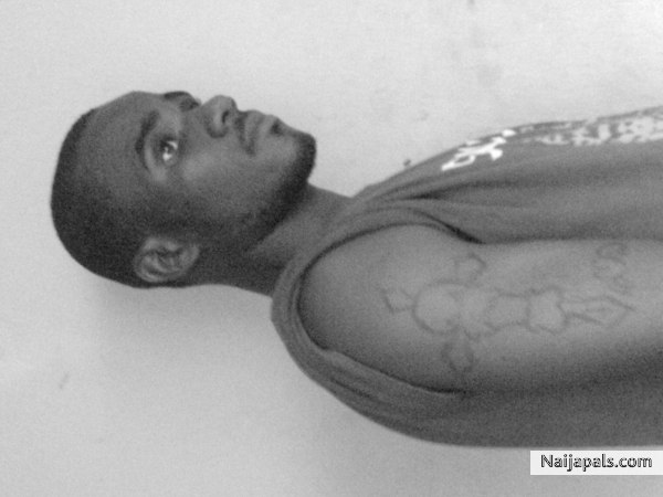 My frnd - click for next photo
