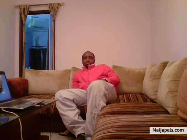 nOTHING sHAA! - click for next photo