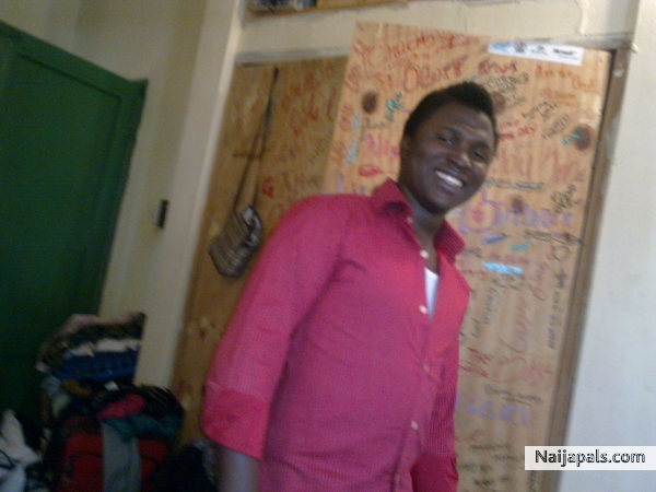  - click for next photo