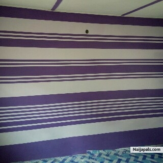 purple stripe and white design - click for next photo