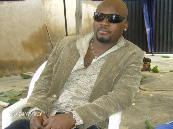  - click for next photo