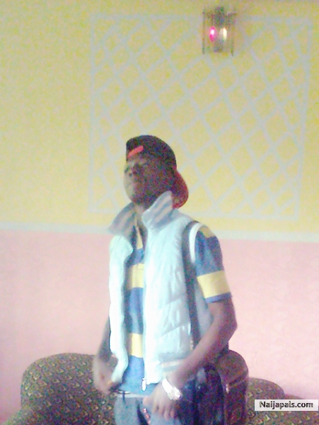  - click for next photo