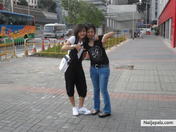 with my good friend - click for next photo
