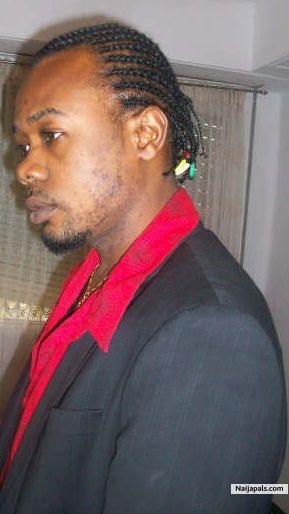 I LOVE BEING MYSELF - click for next photo