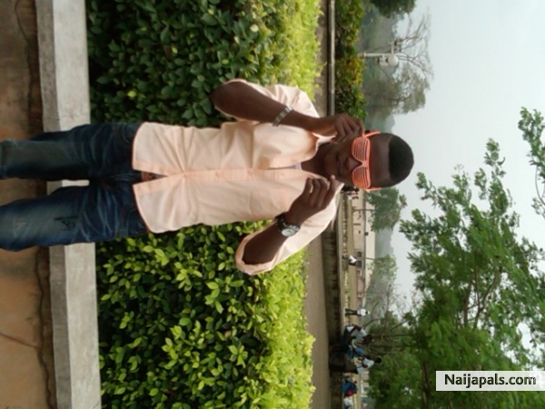 ilefo too scarin - click for next photo