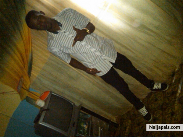na me - click for next photo