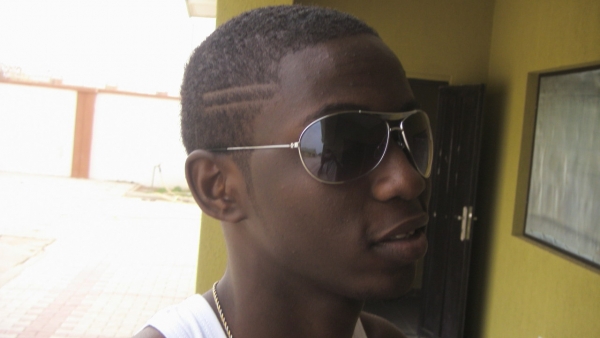  - click for next photo