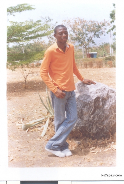  - click for next photo