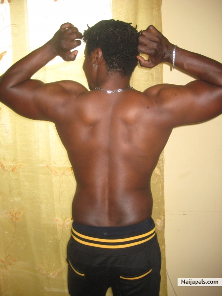 ade 4real - click for next photo