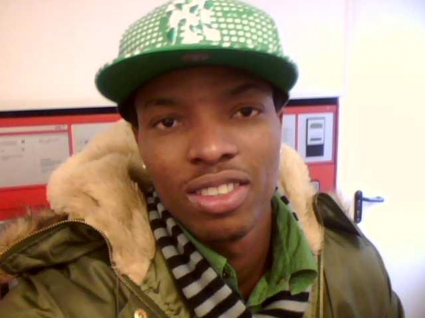  - click for next photo