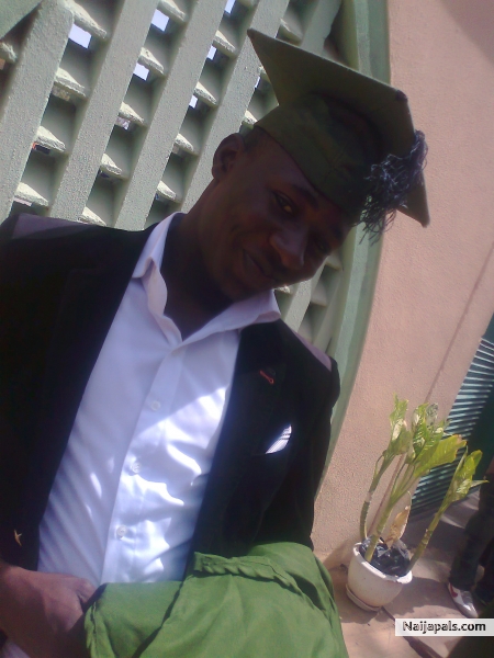 hahahahah....years back o! wen jambitos were jambitos.MATRICULATIONALLY SPEAKING, - click for next photo