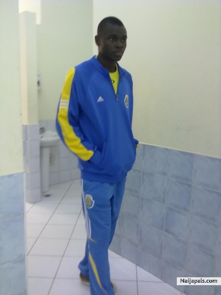  - click for next photo