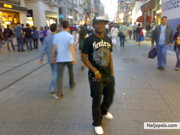  - click for next photo