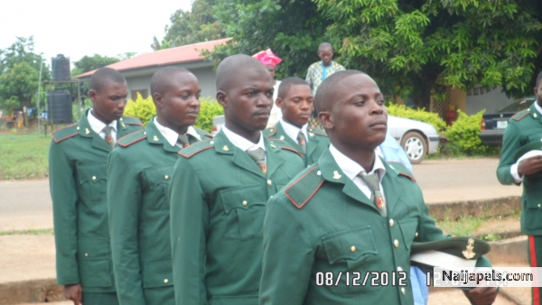 na God ooooooo - click for next photo