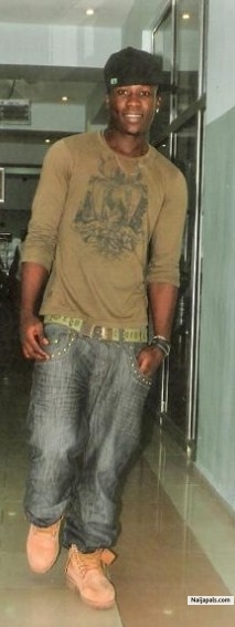  - click for next photo