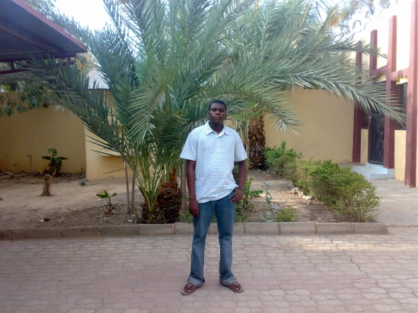  - click for next photo