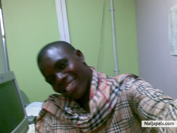 mistakenly born in naija - click for next photo