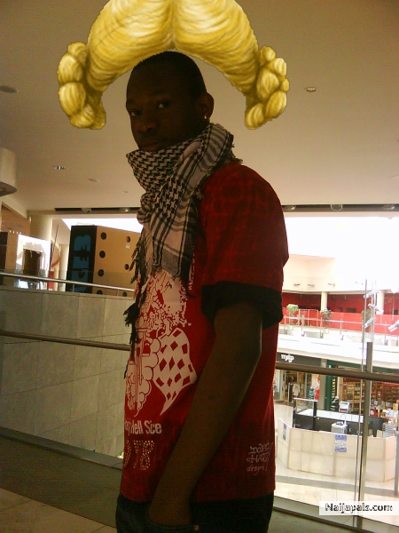  - click for next photo