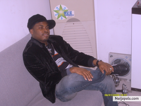  - click for next photo