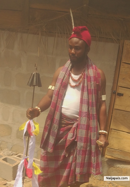Sampe Master (Ozo Onwu Nyere Ndu / Aka Ji Ofor Igbo ) - click for next photo