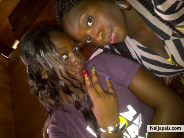 ma frnd and i....... - click for next photo