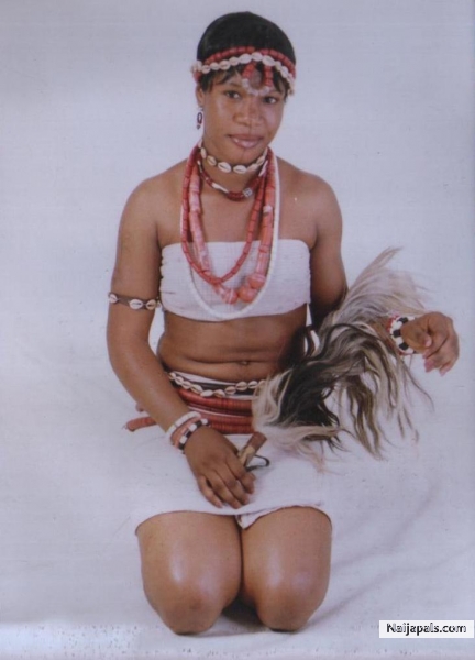 i fell traditional... - click for next photo