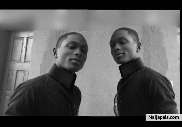 We make a perfect twin set - click for next photo