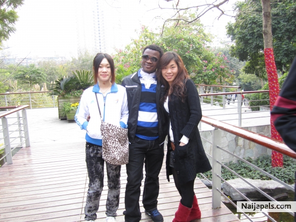 me and my cute friend - click for next photo