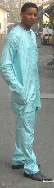  - click for next photo
