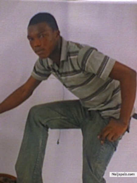  - click for next photo