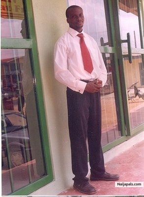  - click for next photo
