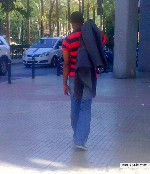  - click for next photo