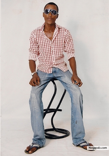  - click for next photo