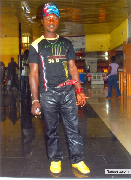  - click for next photo