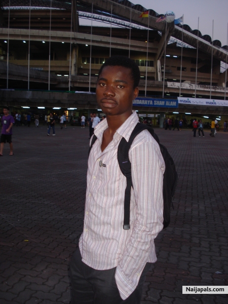  - click for next photo