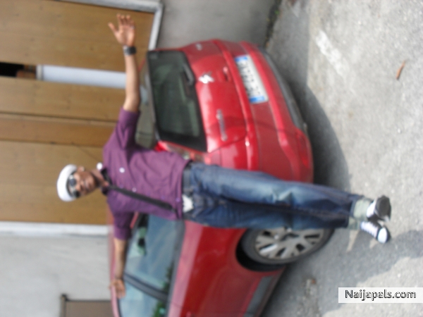  - click for next photo