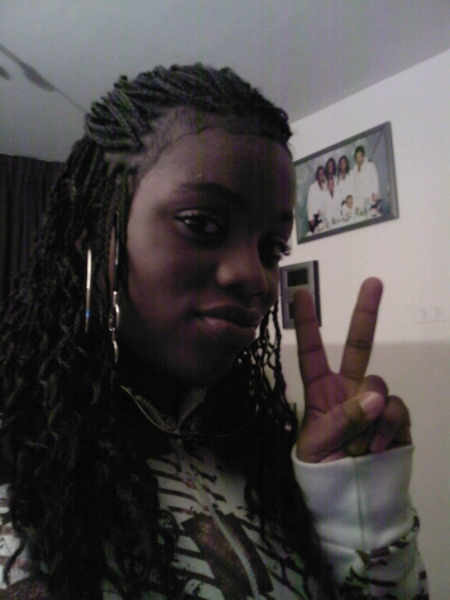 hihi PEACE! - click for next photo