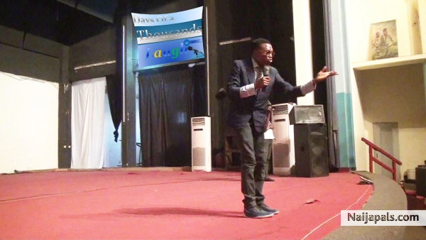 comedian fk on stage 4 - click for next photo