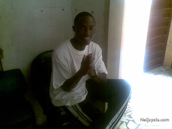  - click for next photo